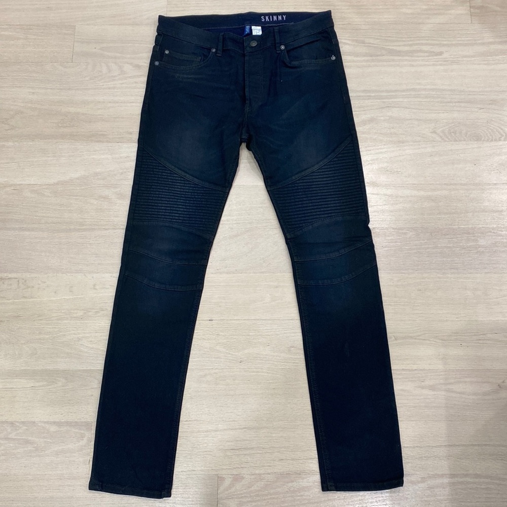 Size 33 - Men’s H&M Divided Skinny Jeans